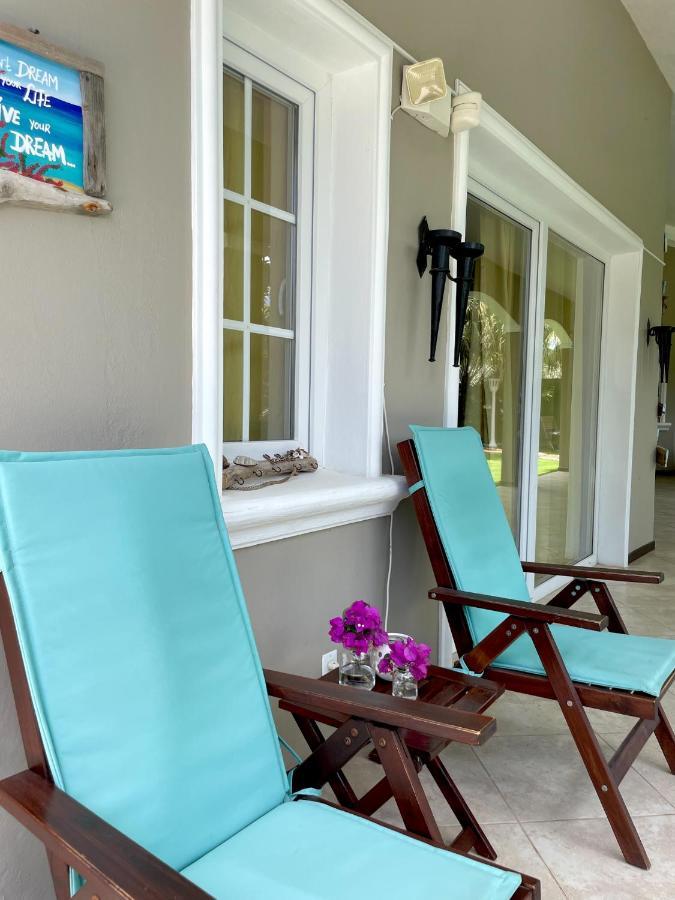 Hibiscus Beach House Jan Thiel Kültér fotó