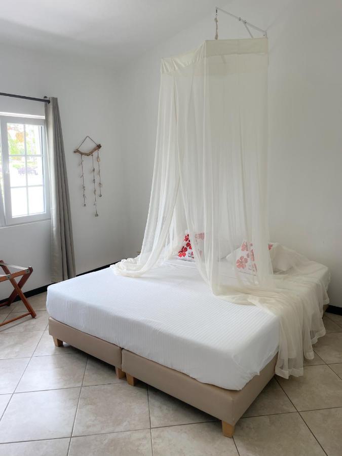 Hibiscus Beach House Jan Thiel Kültér fotó