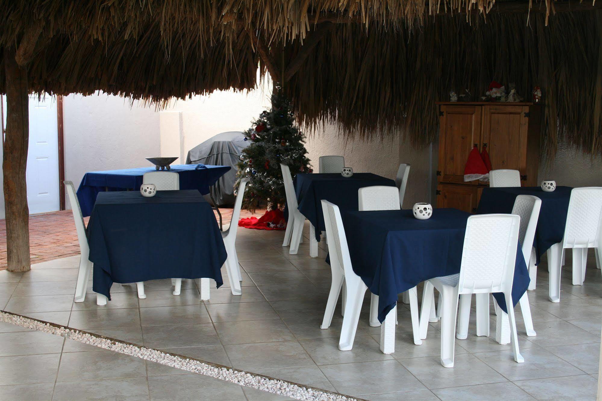 Hibiscus Beach House Jan Thiel Kültér fotó