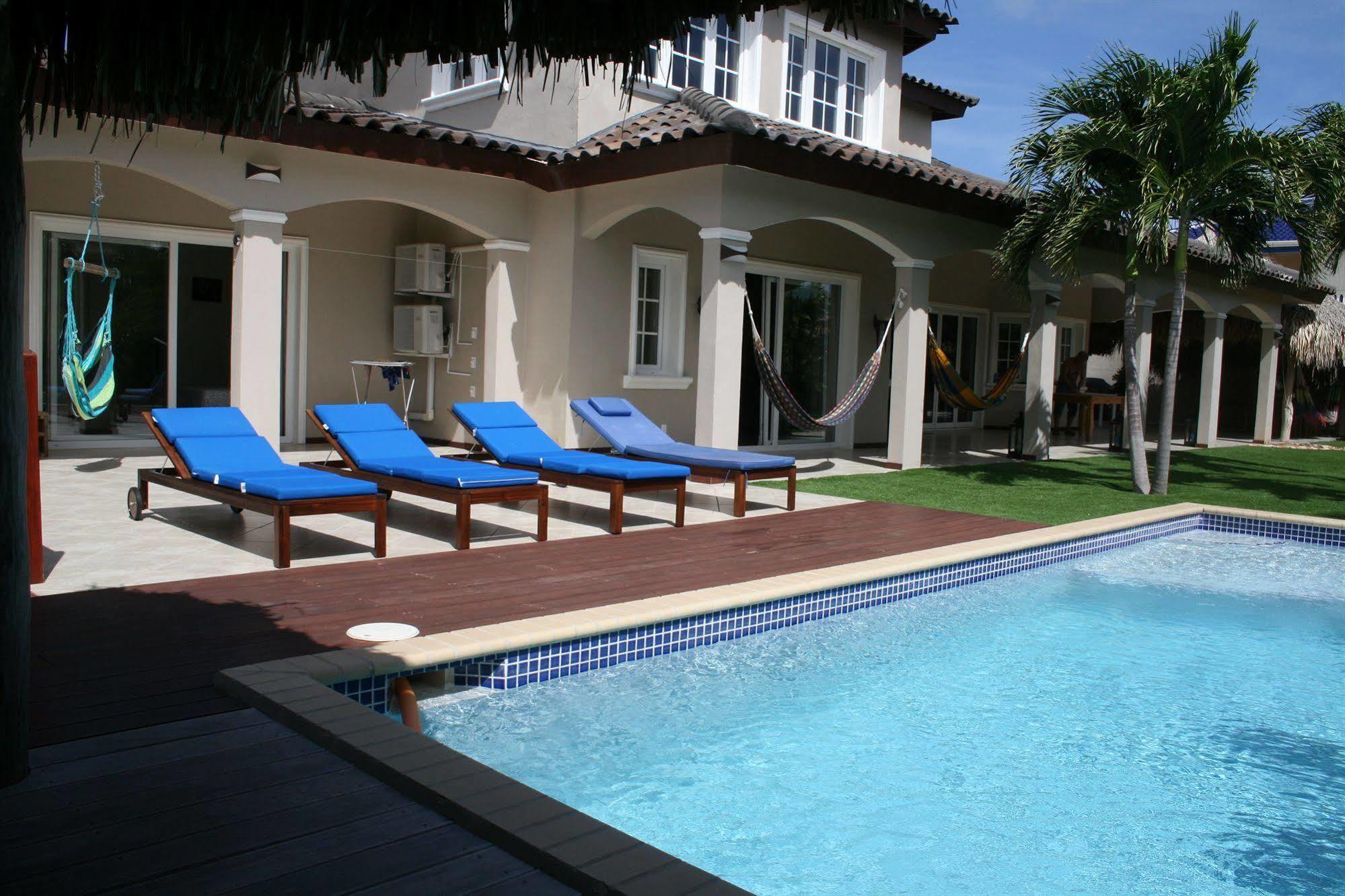 Hibiscus Beach House Jan Thiel Kültér fotó